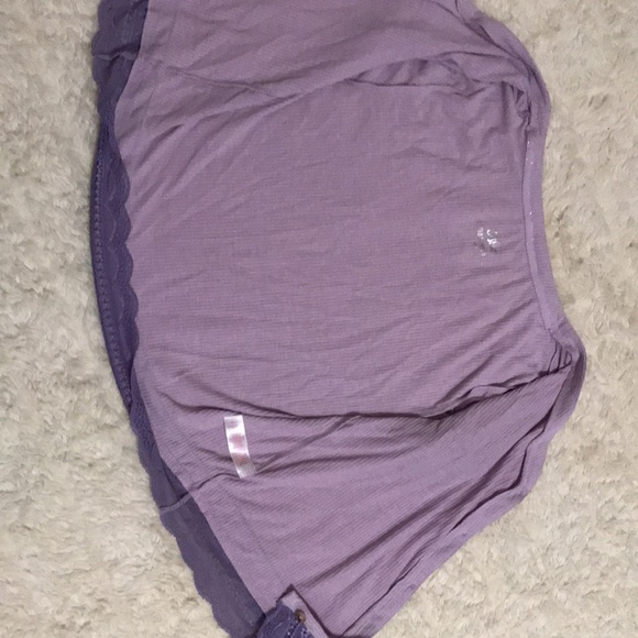 Purple shirt, Lace on the ends of shirt, button up, 16 to 18 kids. - Picture 3 of 6